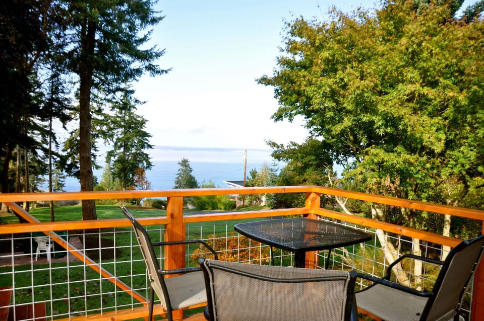 Outside dining on your deck
