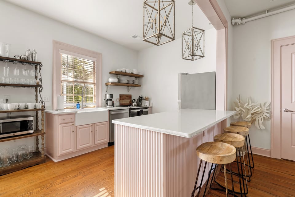 Southern Ease, Contemporary Flair | The Charleston