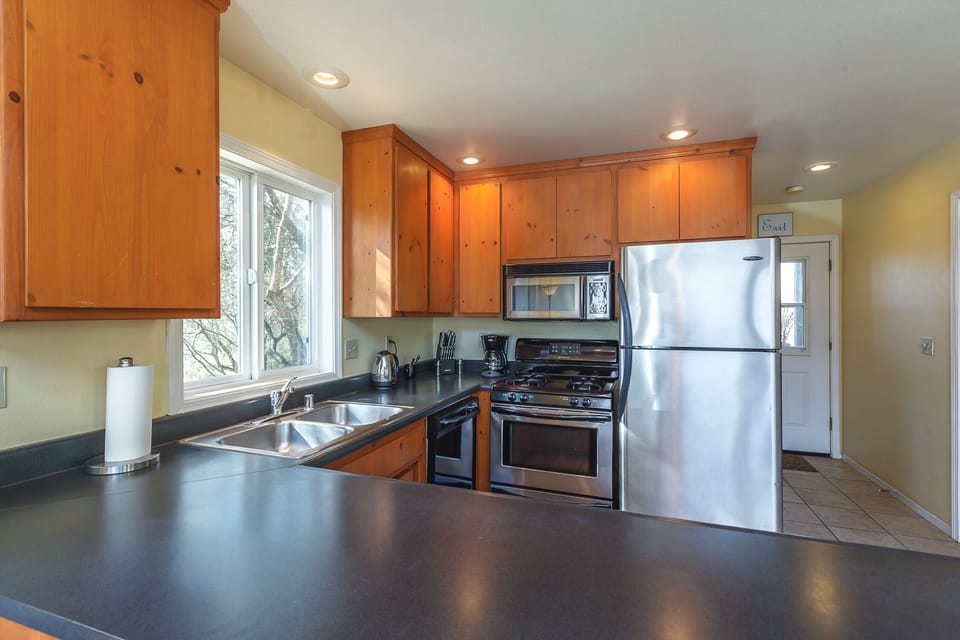 Fully stocked kitchen