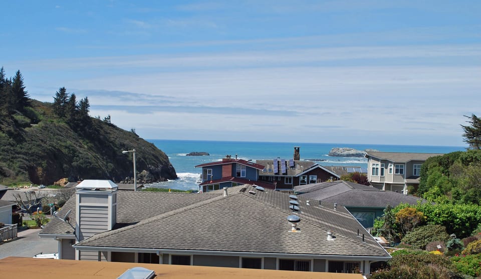 west view to the Pacific Ocean 