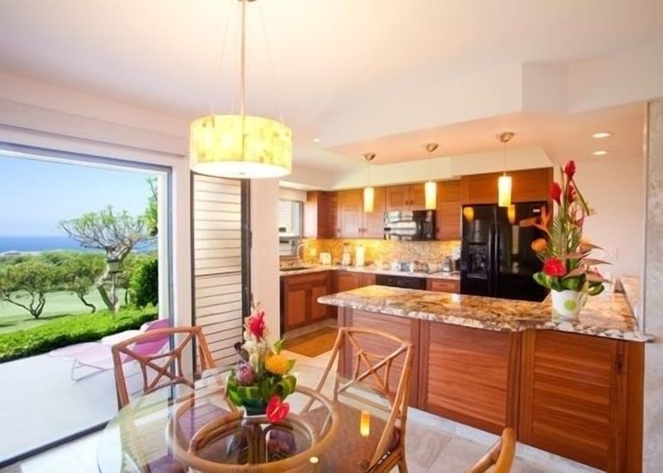 New kitchen with exquisite cabinetry, gorgeous granite and top notch appliances.