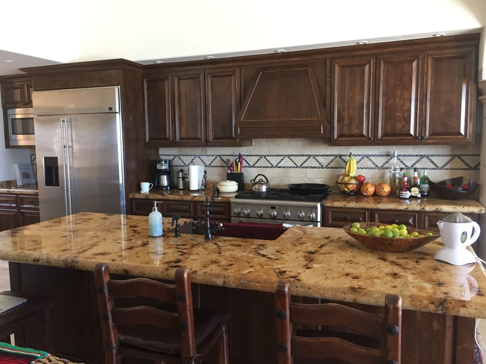 Fully stocked kitchen & pantry