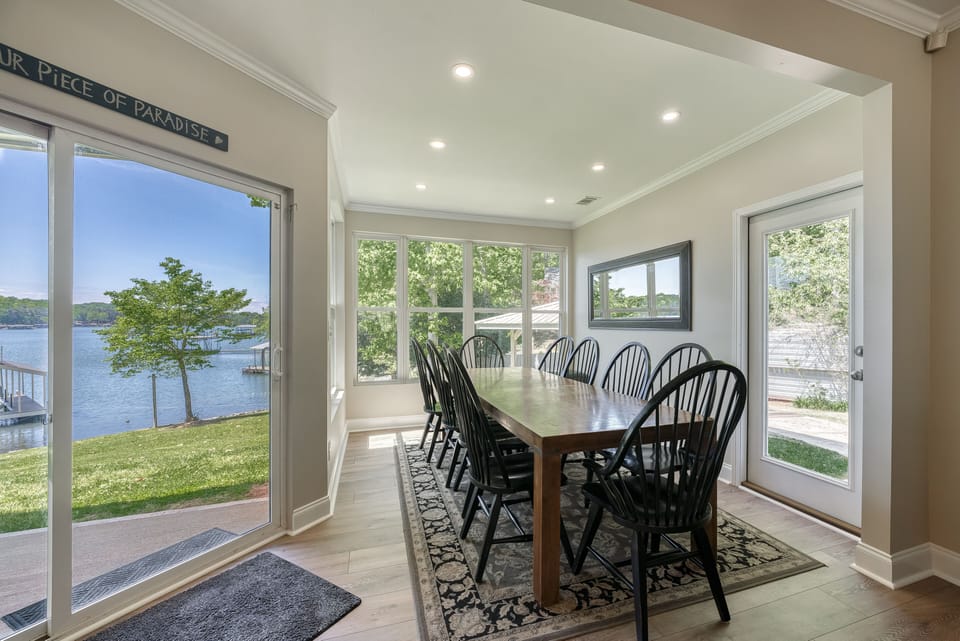 Dining table seats 10.