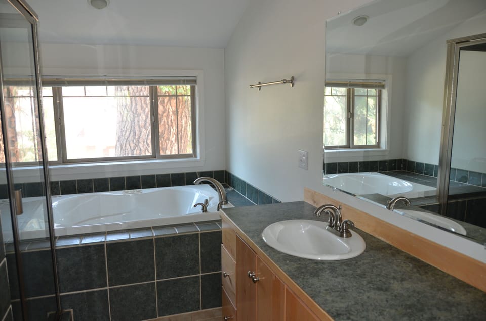 Upstairs bathroom - Shower and soaking tub