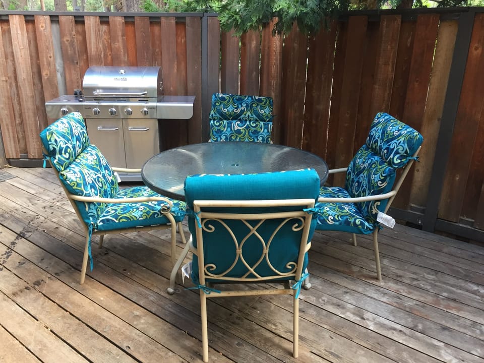 Large Rear Deck with privacy fence.  Propane BBQ is available for your use!