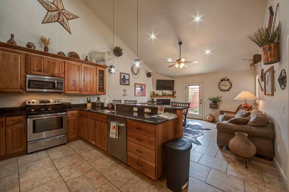 Kitchen | Living Area