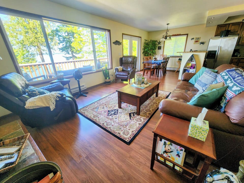 Upstairs family/great room