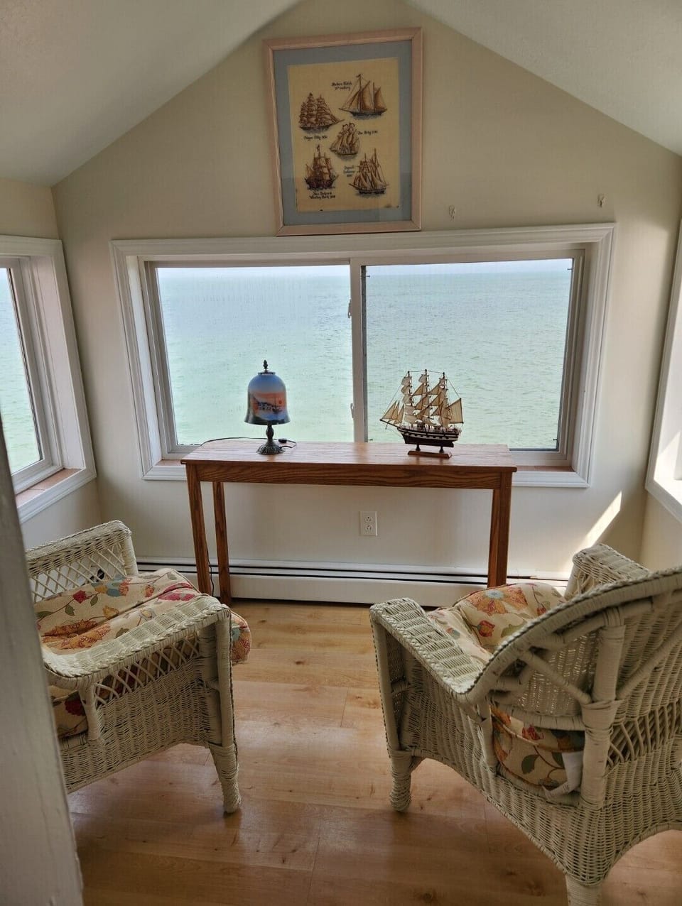 Main house - upstairs Lake Erie lookout