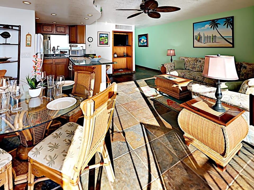 Living Room - Bright and open floorplan