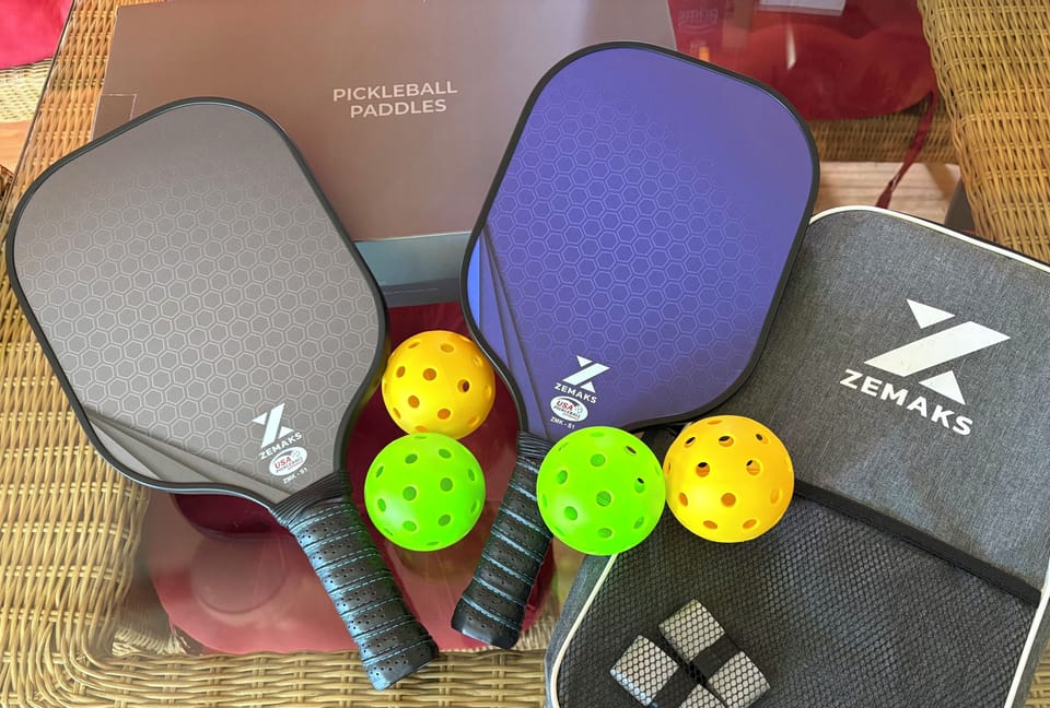 Pickleball paddles and balls for guest use