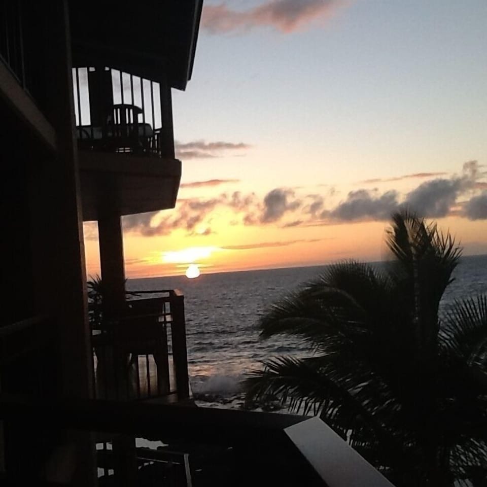 Sunset from the lanai Feb 2015