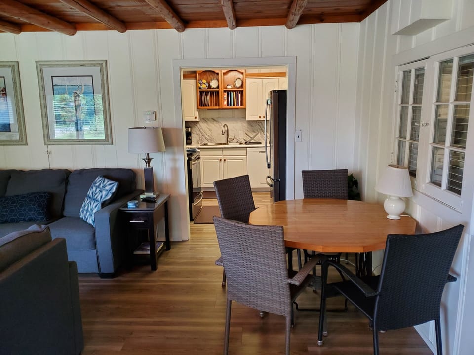 Cottage entry view into kitchen