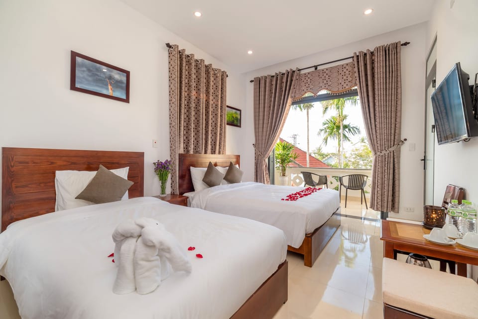 Family Room, 2 Bedrooms, Pool View | Egyptian cotton sheets, premium bedding, memory foam beds, minibar