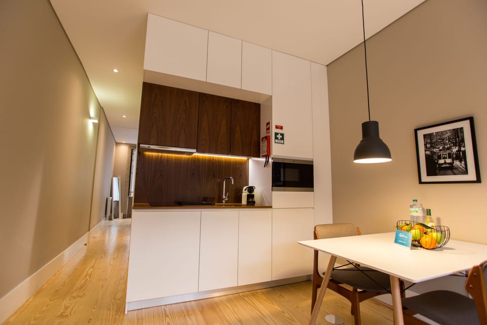 Premium Apartment, 1 Bedroom, Non Smoking, City View (1) | Private kitchenette | Fridge, microwave, stovetop, espresso maker