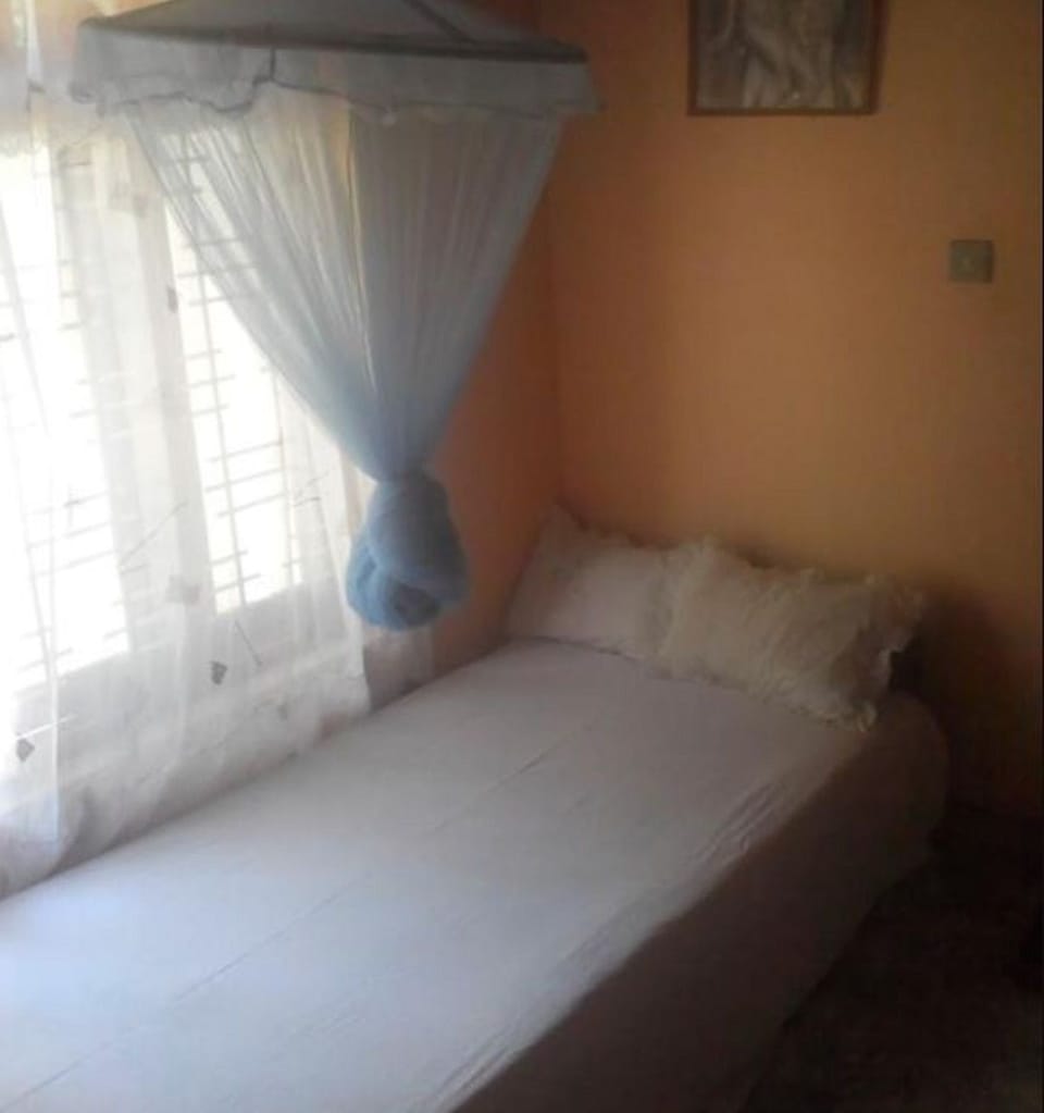 Standard Room | Free WiFi
