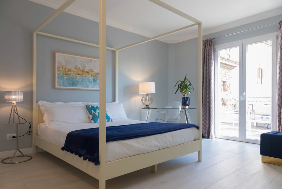 Panoramic Suite, City View (Porta Nuova) | 1 bedroom, Frette Italian sheets, premium bedding, down comforters