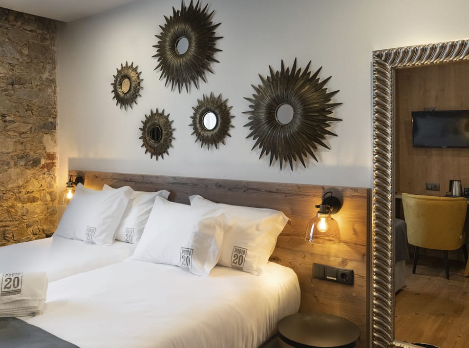 Comfort Twin Room | 1 bedroom, desk, blackout drapes, soundproofing