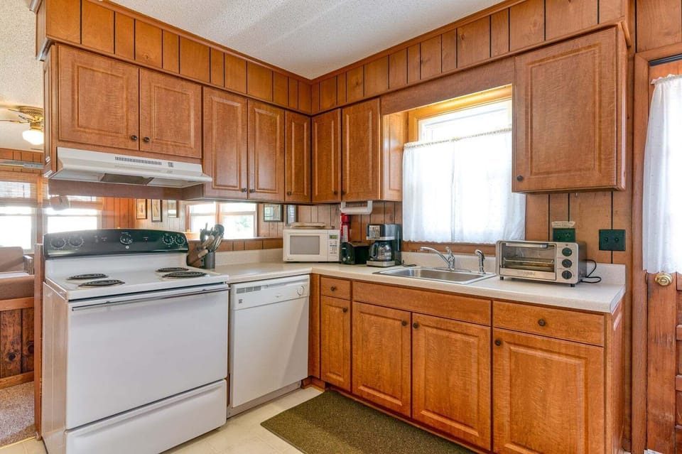 kitchen (2)