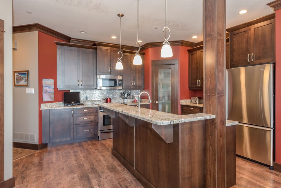 Beautiful Open Concept Kitchen with Pantry
