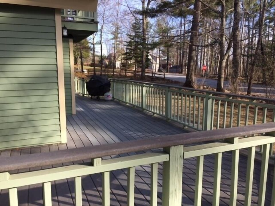 Large Porch with 2 tables and seating for 12