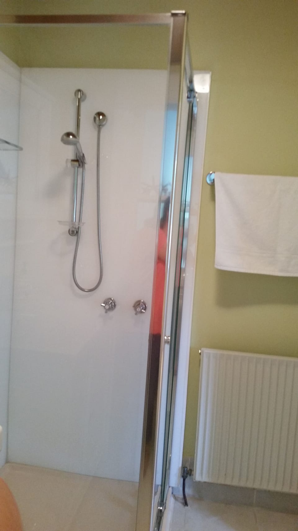Walk in shower