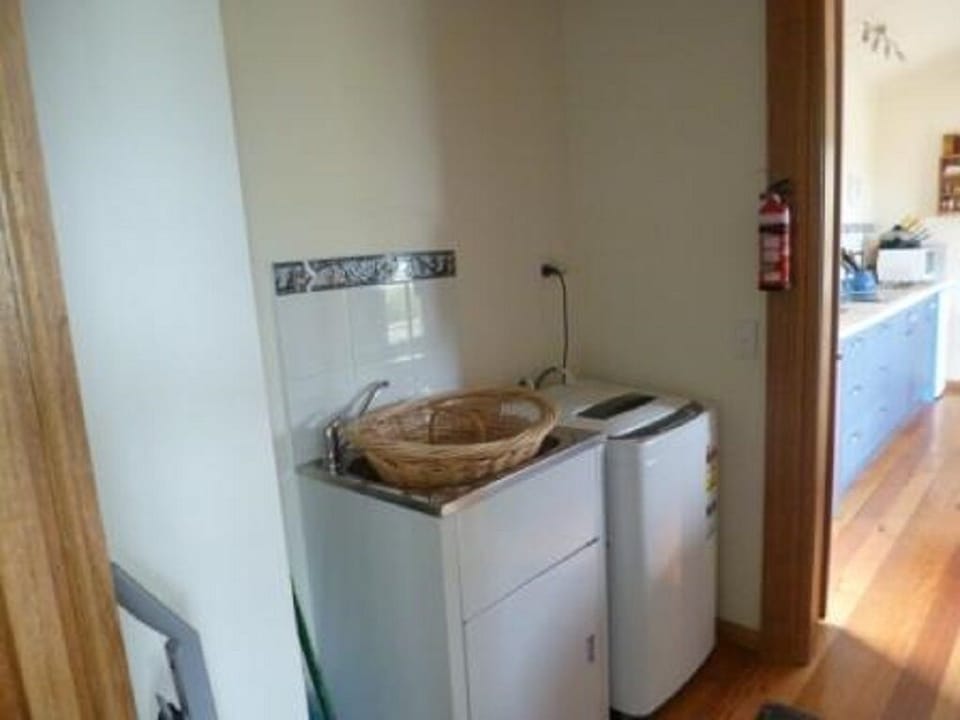 
A Great Washing Machine with Tub Dry Feature, Hanging Racks for winter.