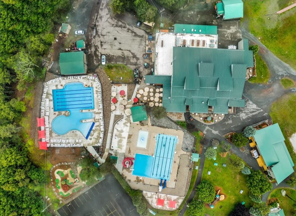 The Masthope community offers an abundance of amenities, including two pools with three exhilarating water slides and even a mini golf course for added enjoyment.