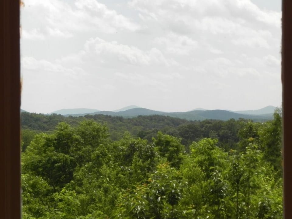 If you sleep in the loft, you will wake up to this view!