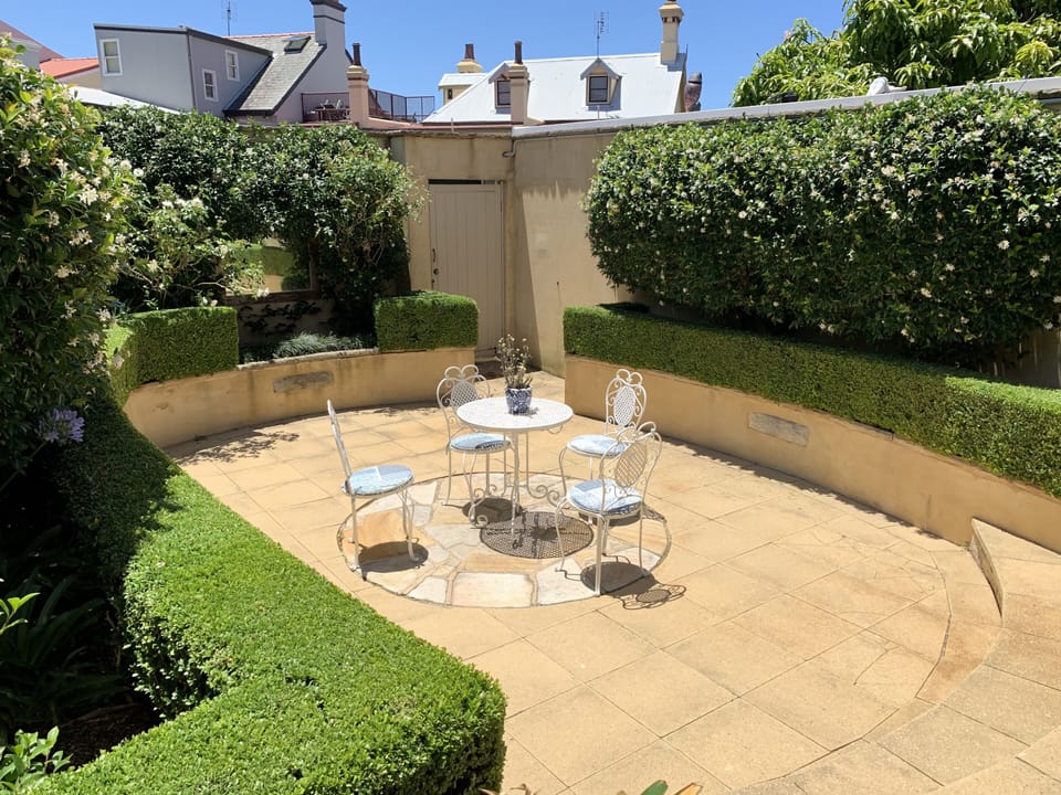 garden/patio
