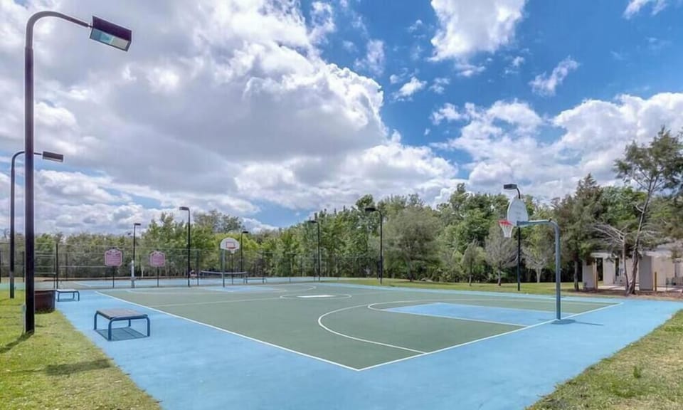 Sport court