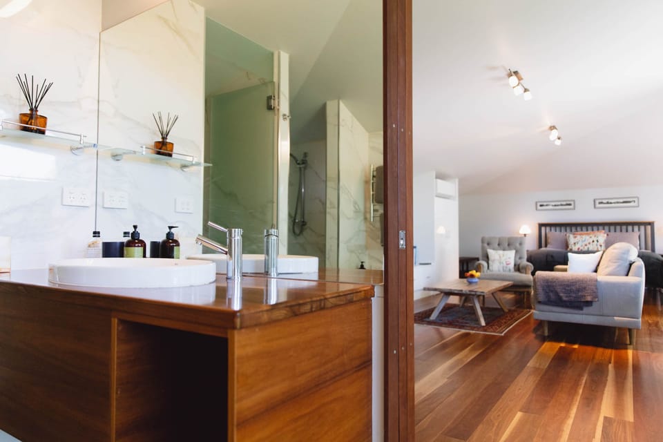 Luxurious bathroom