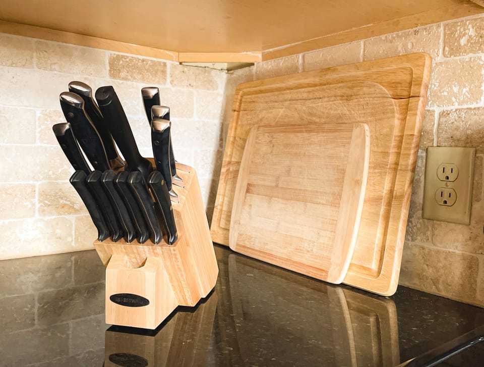 Fully equipped kitchen
