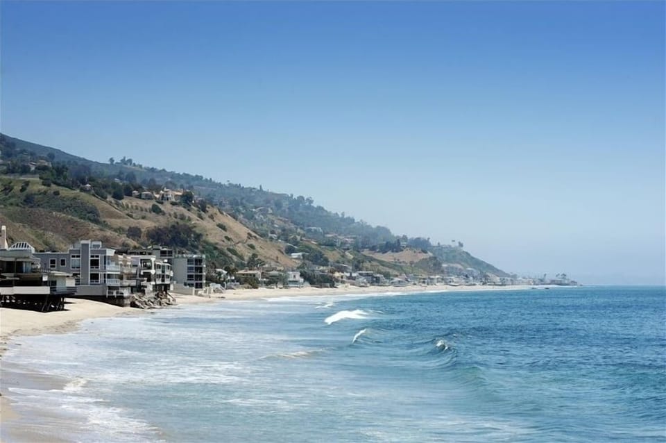 Beautiful views and dry sandy beach