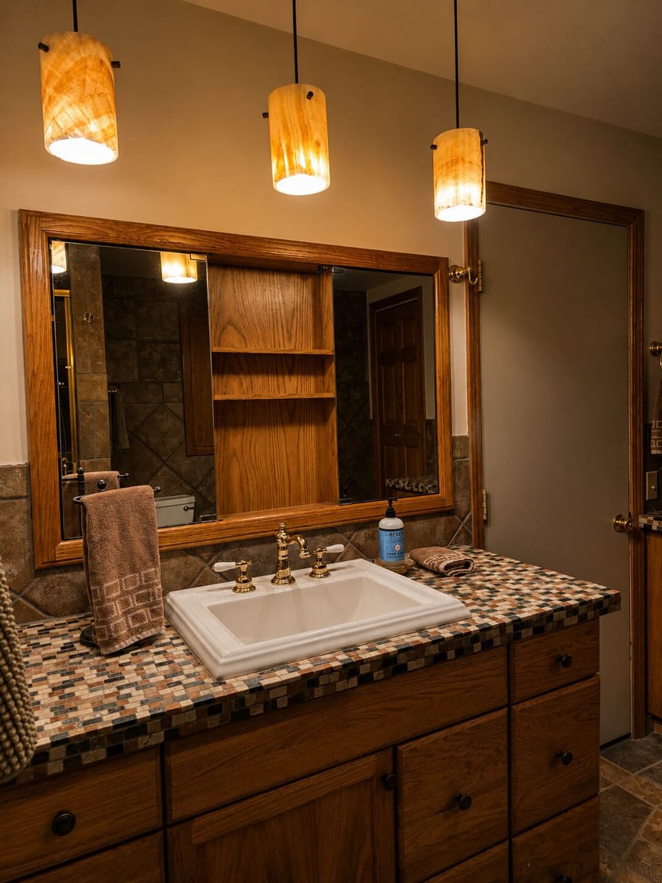 Downstairs Full Bathroom 