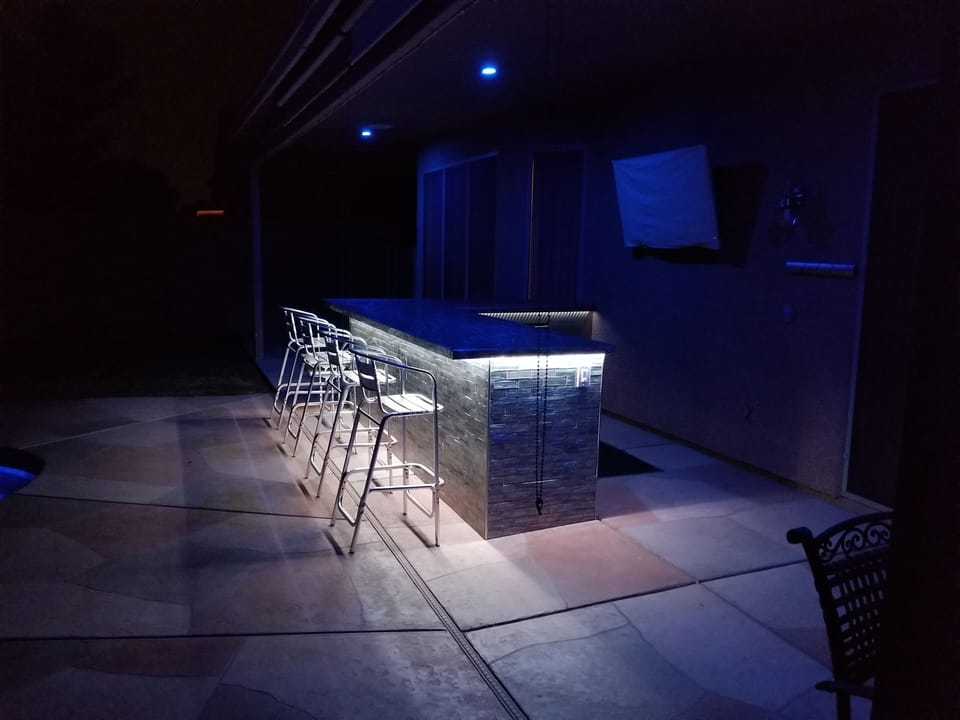 Awesome bar and has a TV as well. 