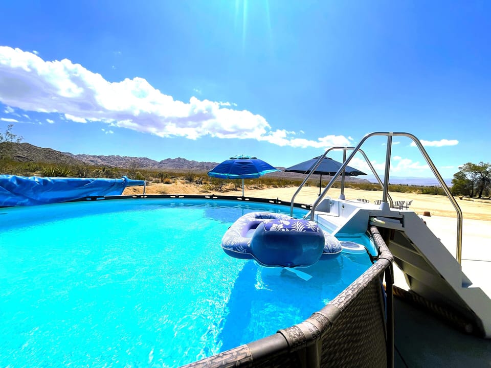 Breathtaking views from a tranquil pool oasis, on the Park boundary