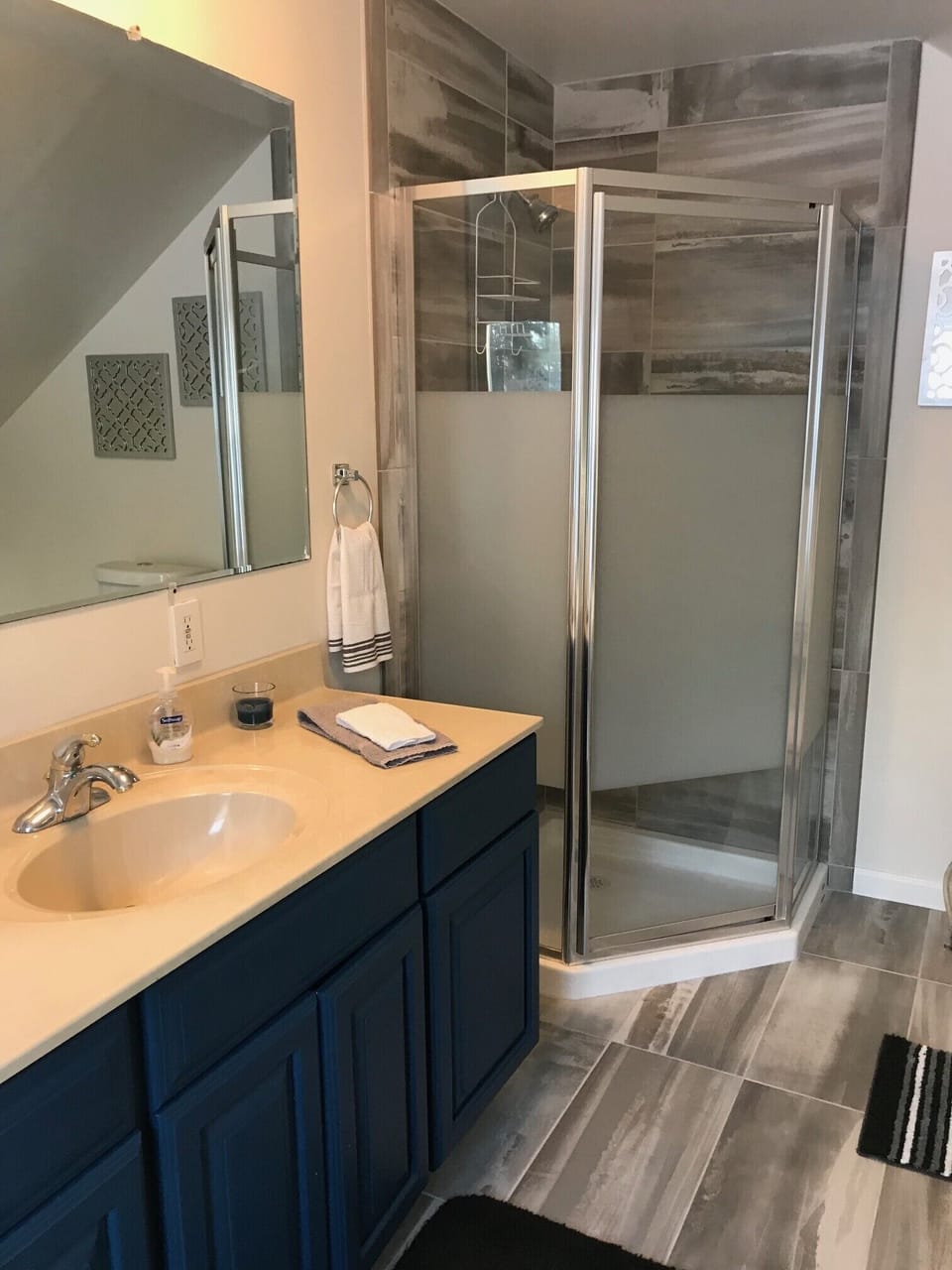 Upstairs Bathroom