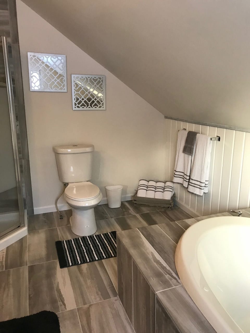 Upstairs Bathroom