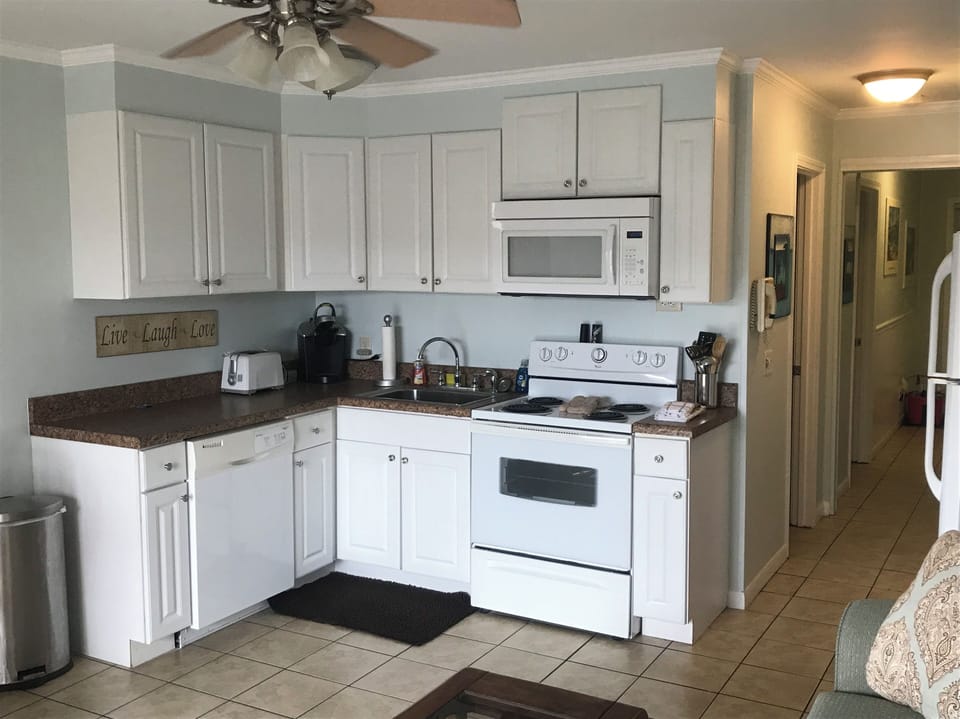 Kitchen with Dishwasher