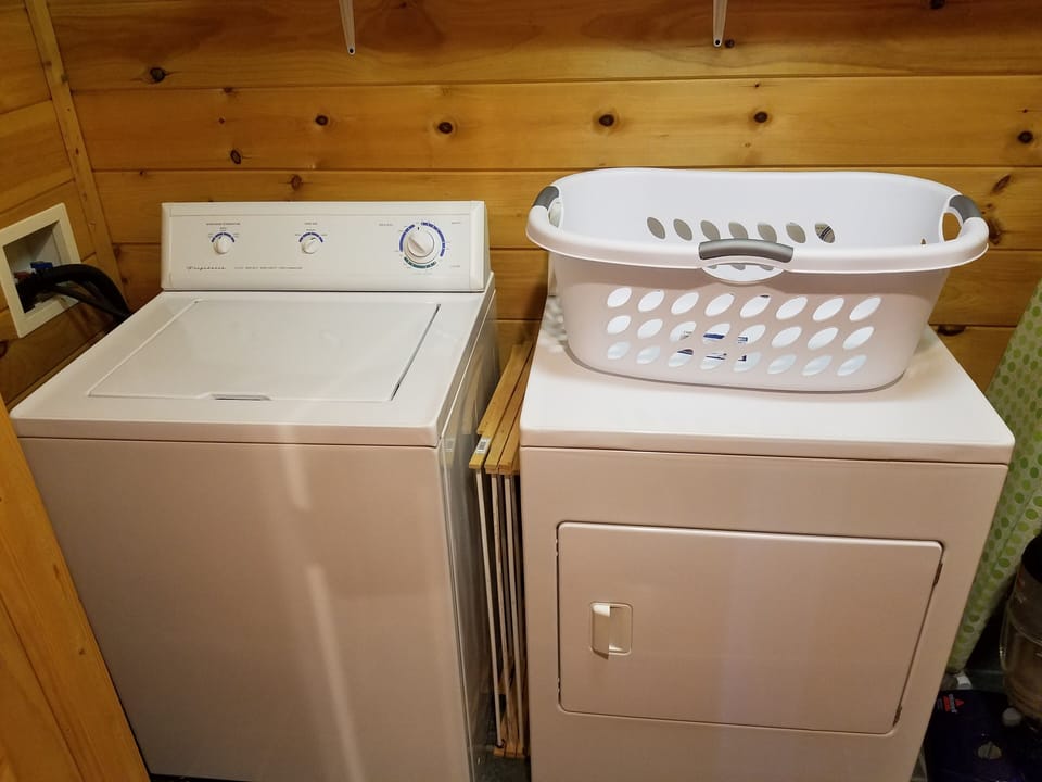 Full Size washer/Dryer