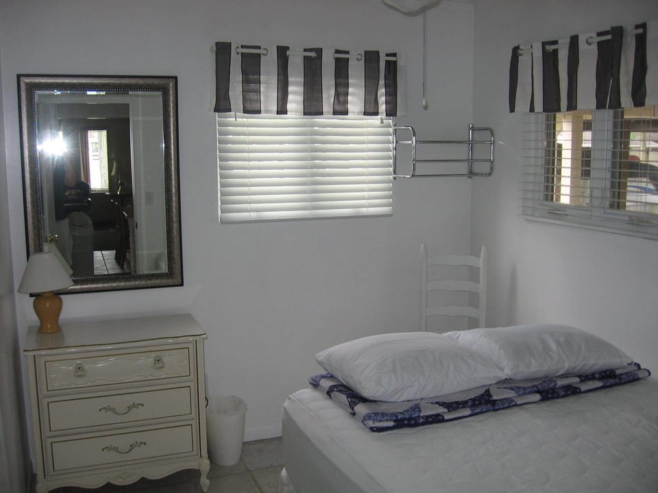 Bedroom two. Queen bed.