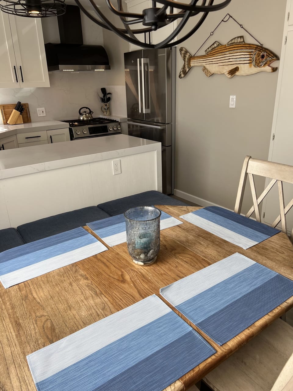 Bench seating and chairs.  Easily seat 6 people.