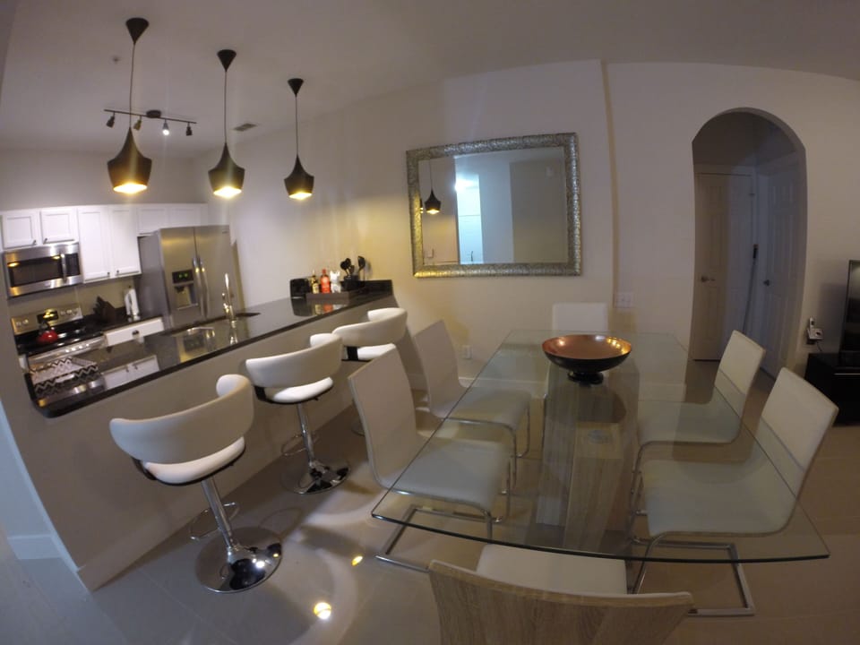 Dining room & counter top for 9 people