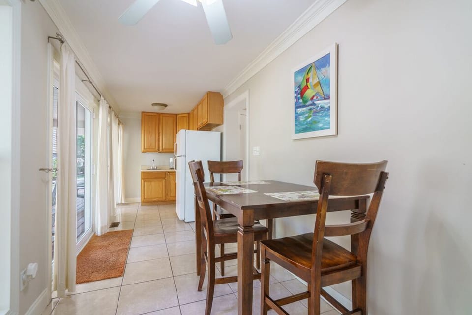 1st Floor Kitchenette