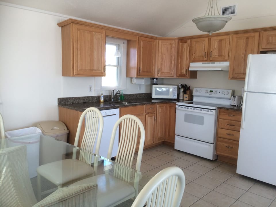 Cook for your family and friends in your fully equipped kitchen