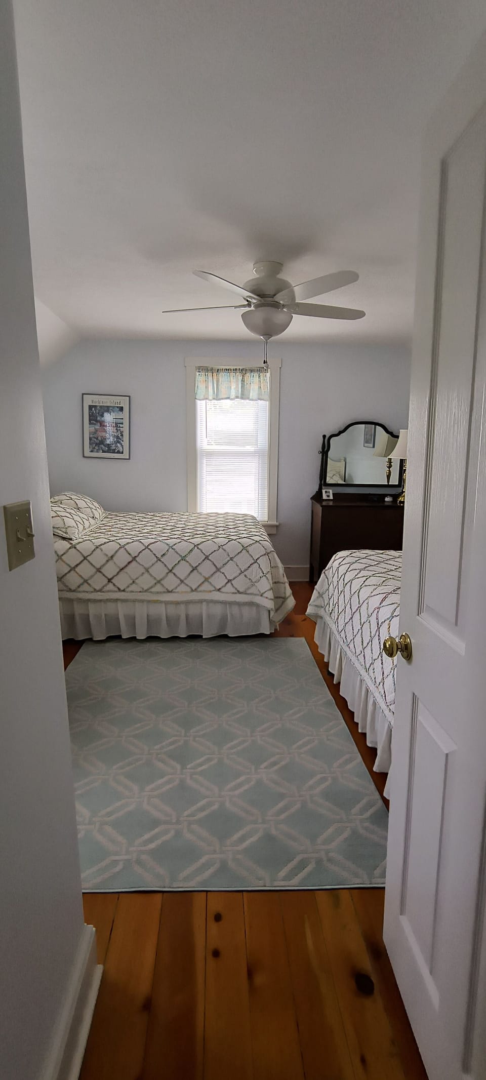Entry to third bedroom, upstairs