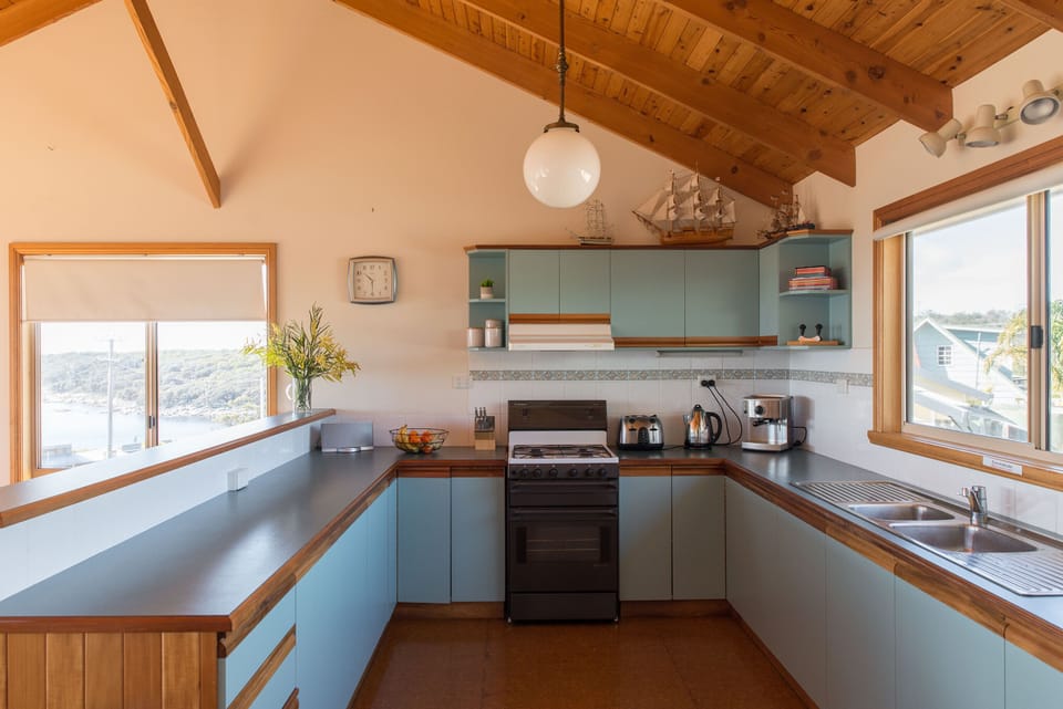 Large kitchen with gas cooking