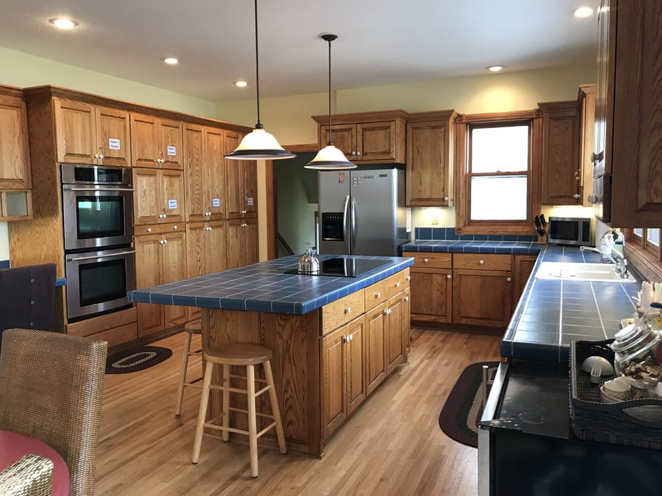 Kitchen Complete w/ Double Ovens, Electric Cooktop, Fridge, Freezer, Microwave