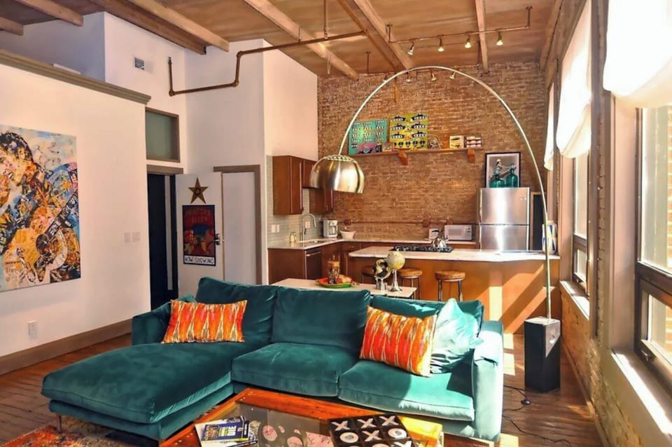 Open Layout – Living Space to Kitchen View