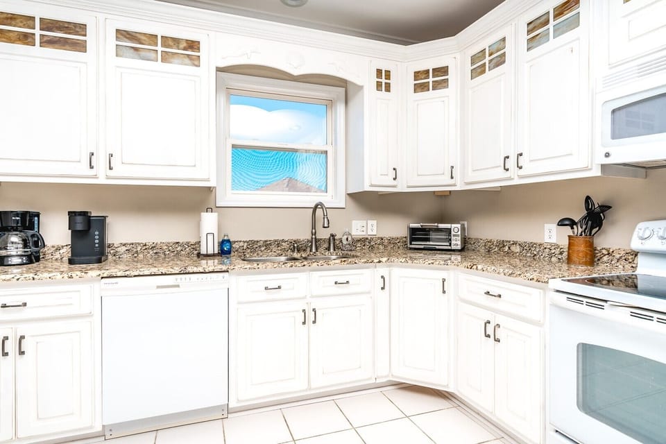 Kitchen III